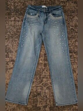 Pearl-Trimmed Light Blue Straight-Leg Women's Jeans